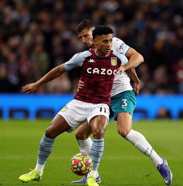 MILAN ESPORTS-埃弗顿客场负于维拉,球队面临压力(埃弗顿客场负于维拉,球队面临压力吗)